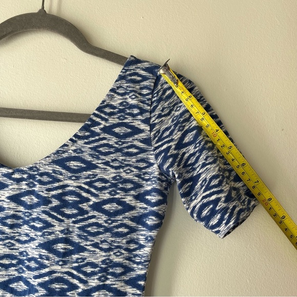 H&M Divided Blue White Ikat Print Bodycon Mini Dress Women’s Small Cotton Blend - Picture 4 of 9